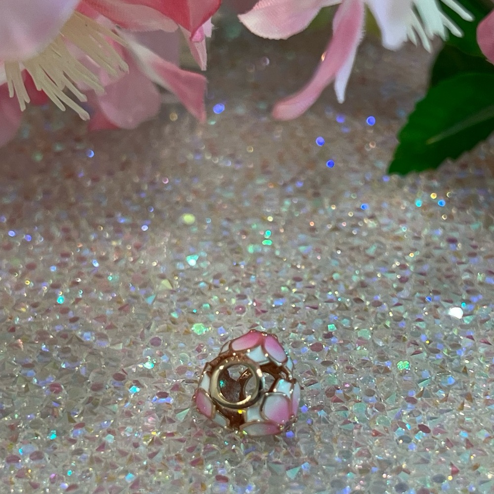Pink Flower Charm - Picture 4 of 10
